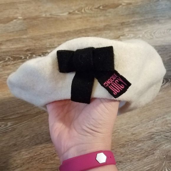 Juicy Couture Accessories - Juicy Couture 100% Wool Cream Black Bow